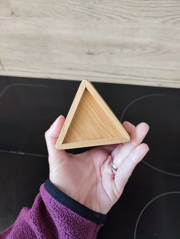 Pot à crayon triangulaire - photo numéro 4