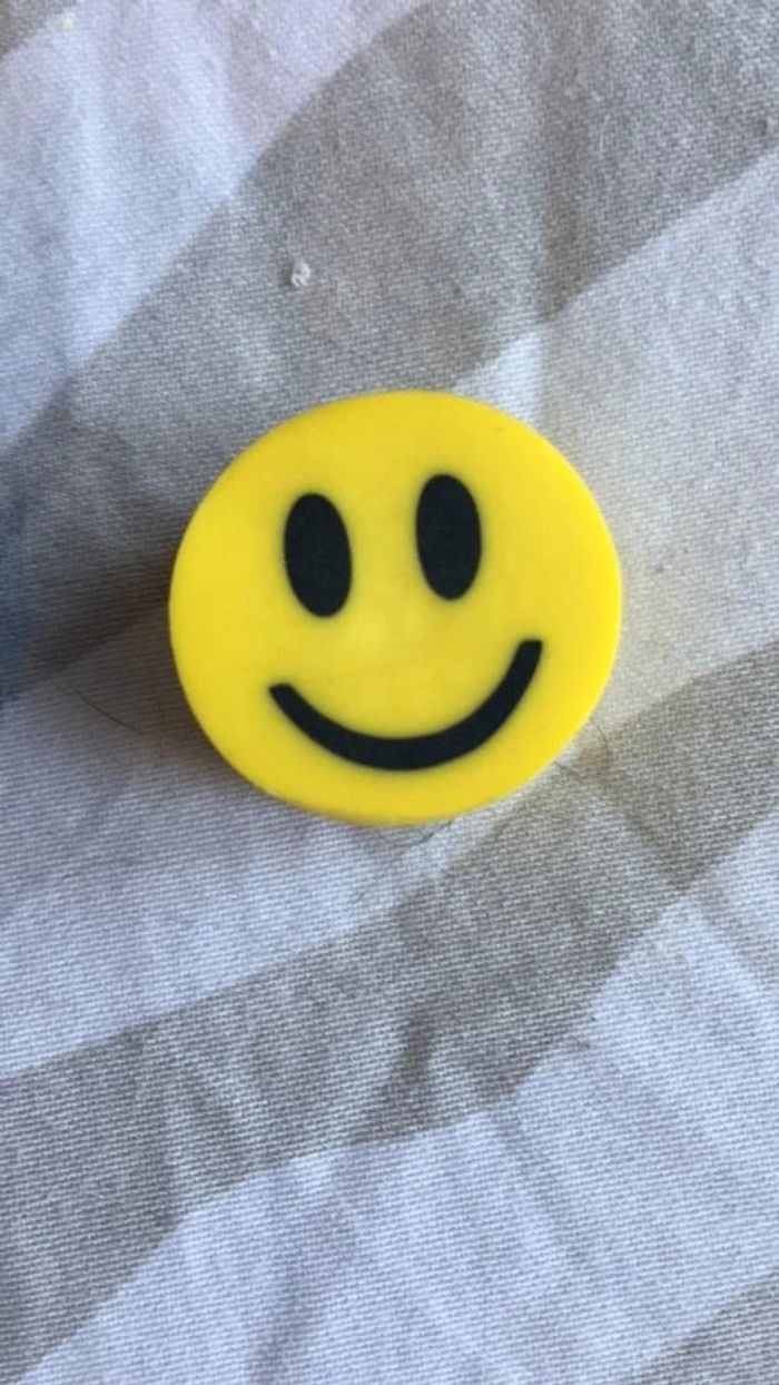 Lot de 3 gommes à mettre au bout du crayon Neuves - photo numéro 2