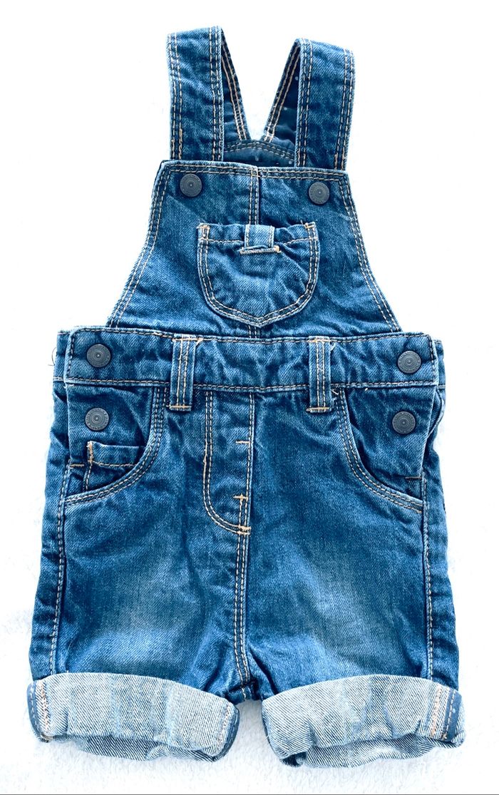 Salopette neuve short en jean « Kiabi » taille 3 mois