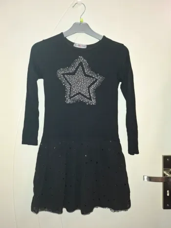 Robe noire étoile argente 8/10 ans