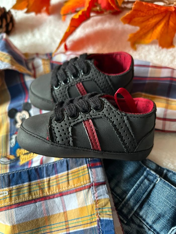 Lot 5 pièces 6 mois - photo numéro 3