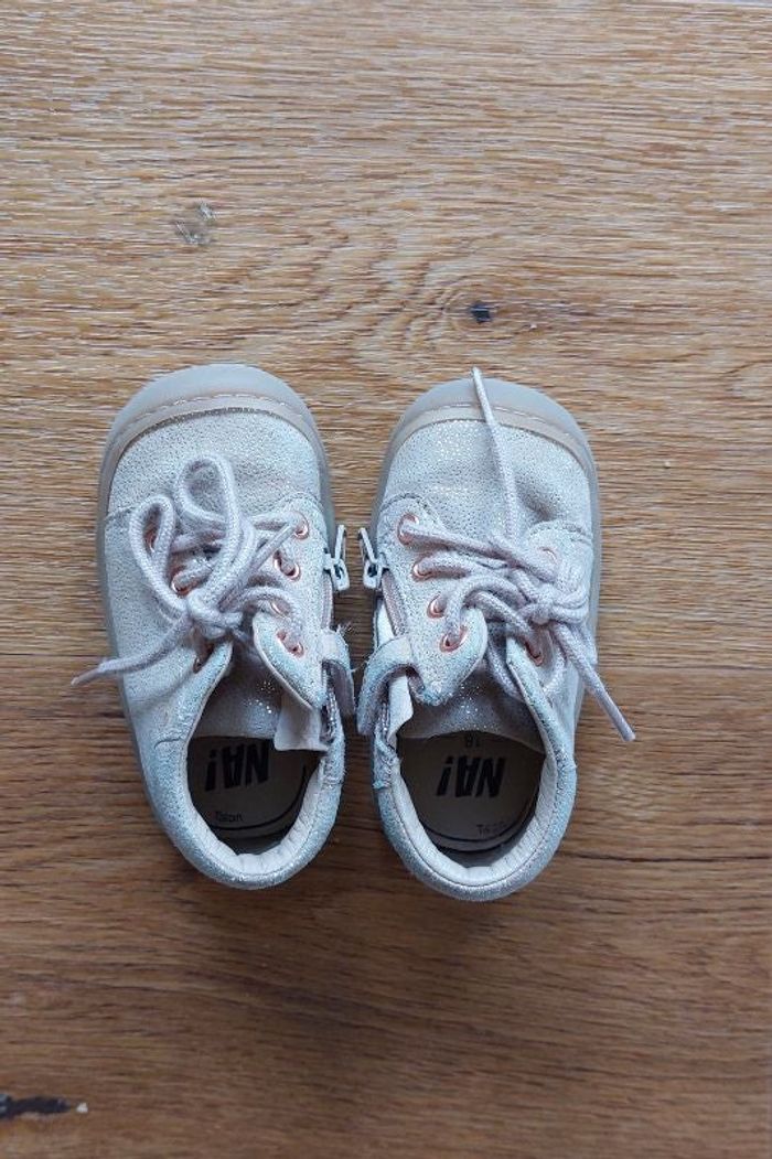 Chaussure de marché taille 18