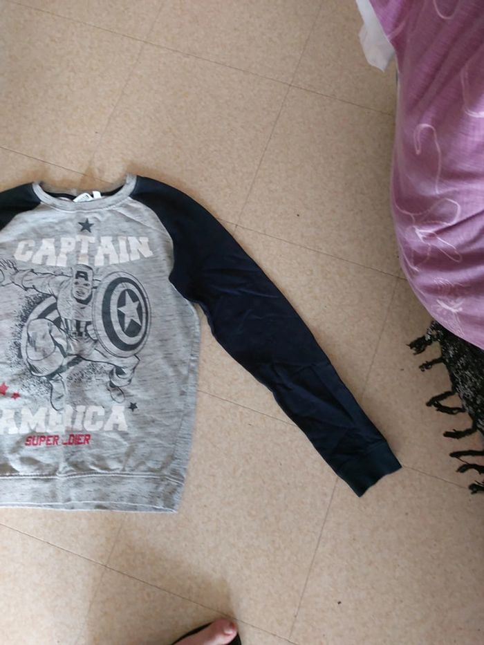 Pull marvel bon état - photo numéro 3