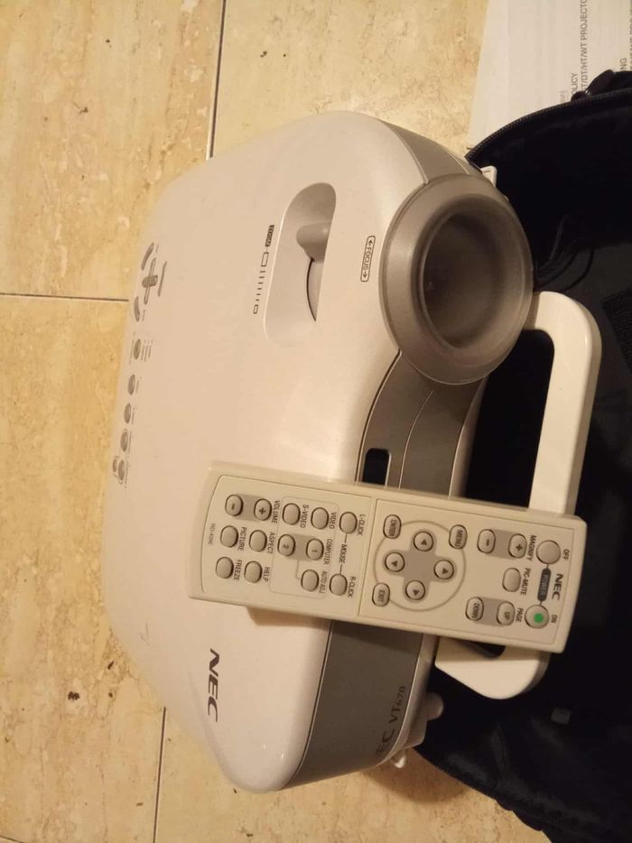 Vidéoprojecteur NEC VT670 - photo numéro 3