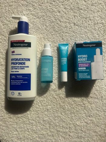 Lot 4 Neutrogena – Hydratation Corps, Visage & Yeux Neuf