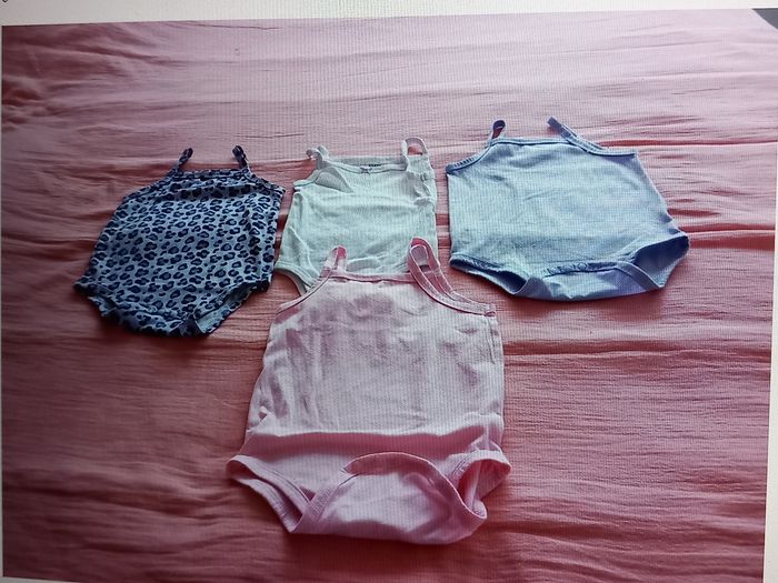 Lot de 24 bodys - photo numéro 2