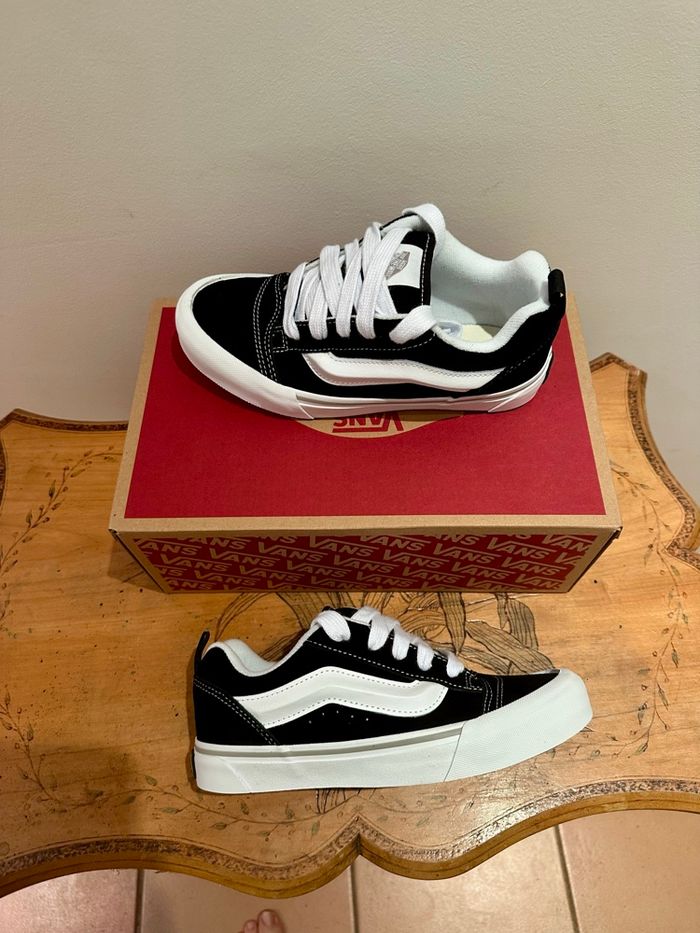 Vans Knu Skool – Noir / Taille 36,5 - Neuf / Neuve - photo numéro 4