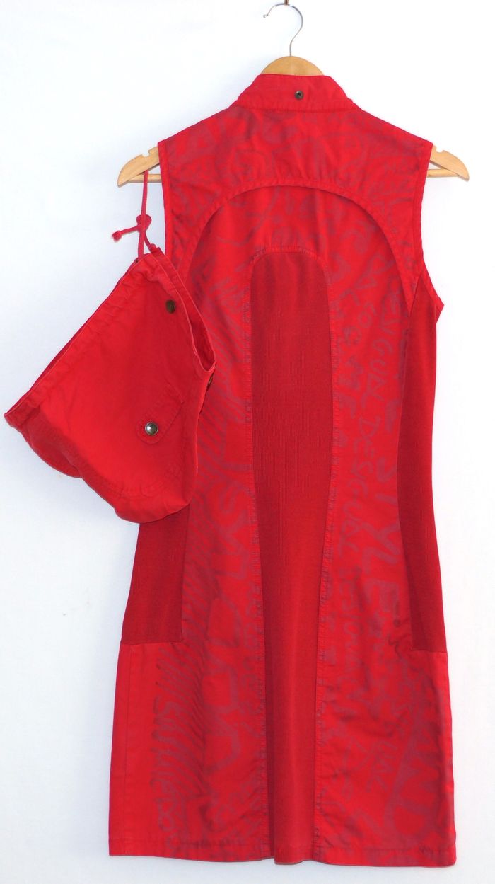 Robe à capuche - photo numéro 7