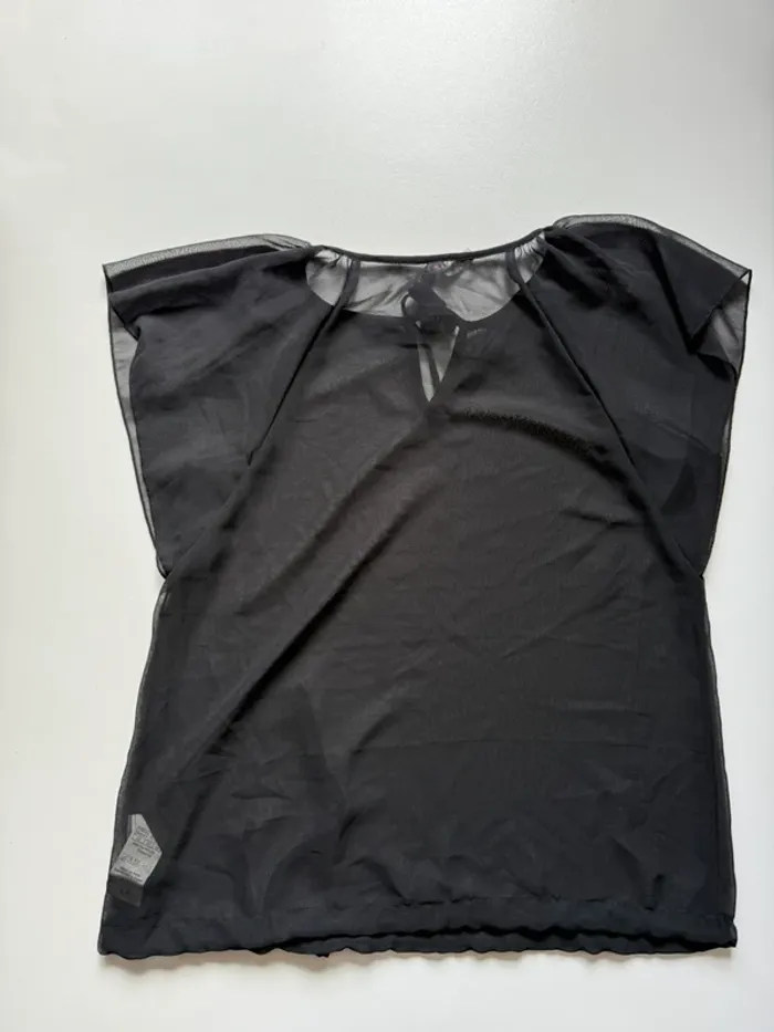 Blouse noir / Top noir - photo numéro 3