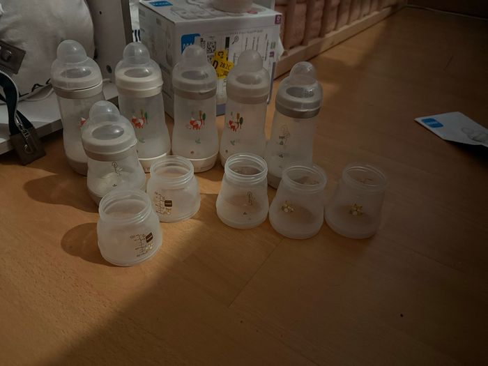 Lot biberon mam