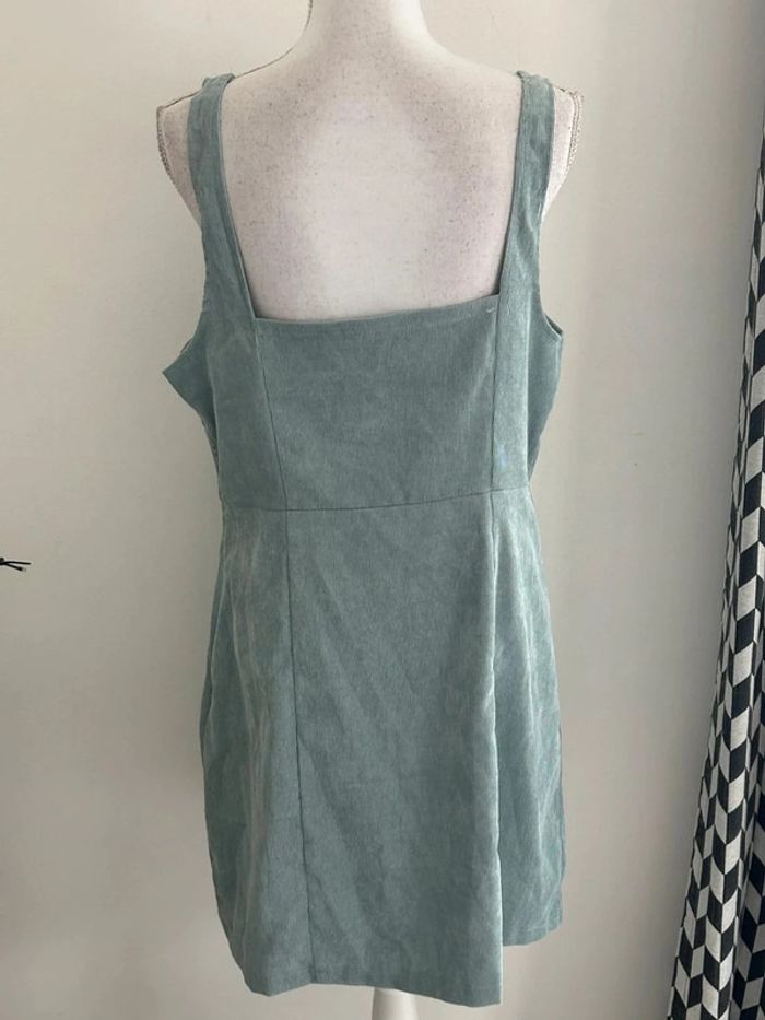 Robe taille 42 - photo numéro 3