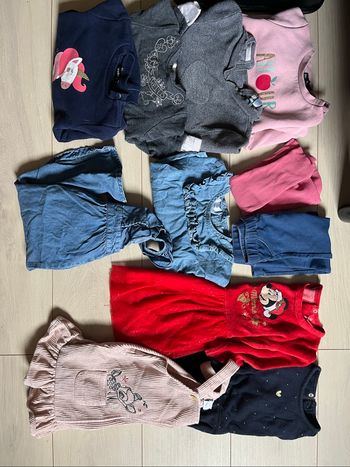 Lot vêtements fille 18 mois