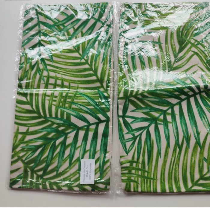 Lot de 2 housses de coussin motifs tropicaux 45x45 cm - photo numéro 6