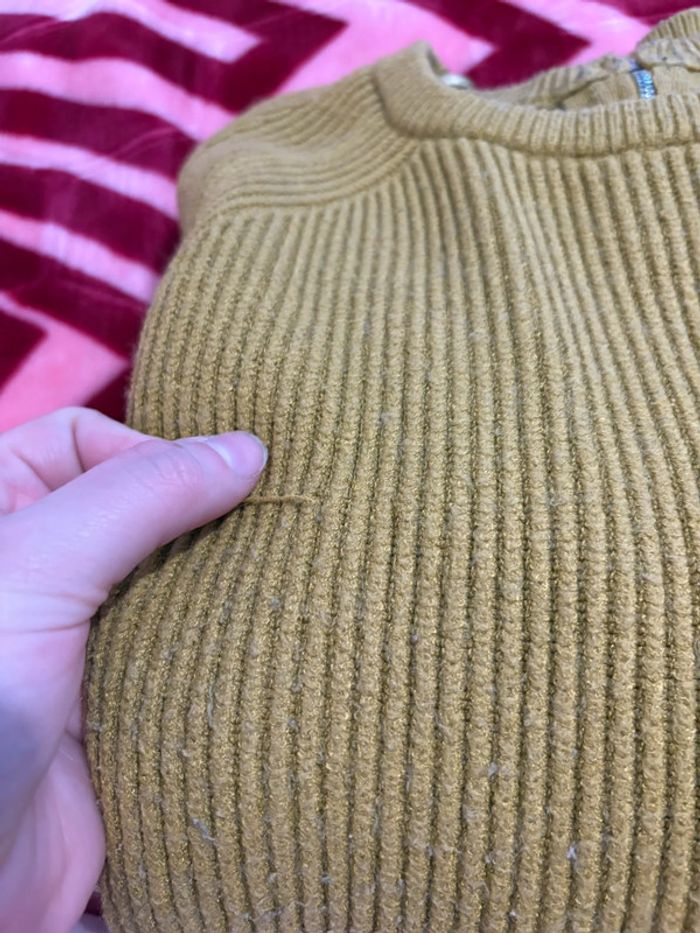 Pull jaune foncé - photo numéro 7