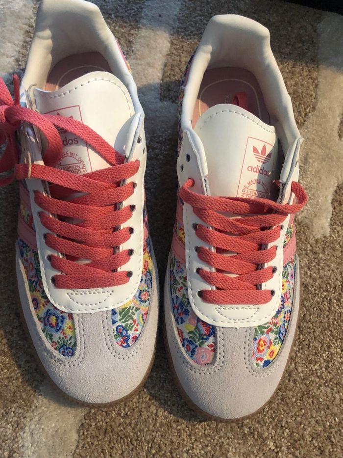 Adidas London taille 38 – neuves 90€ - photo numéro 2