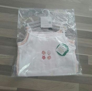 Bodies  3 ans obaibi neuf