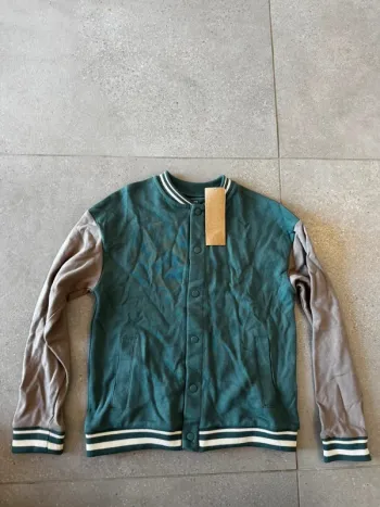 Gilet kiabi enfant 10 ans, neuf