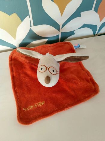 Doudou plat chien sucre d'orge