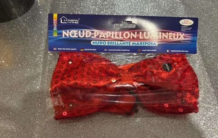 Noeuf papillon lumineux