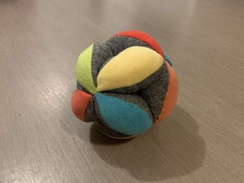 Balle d'eveil en tissu