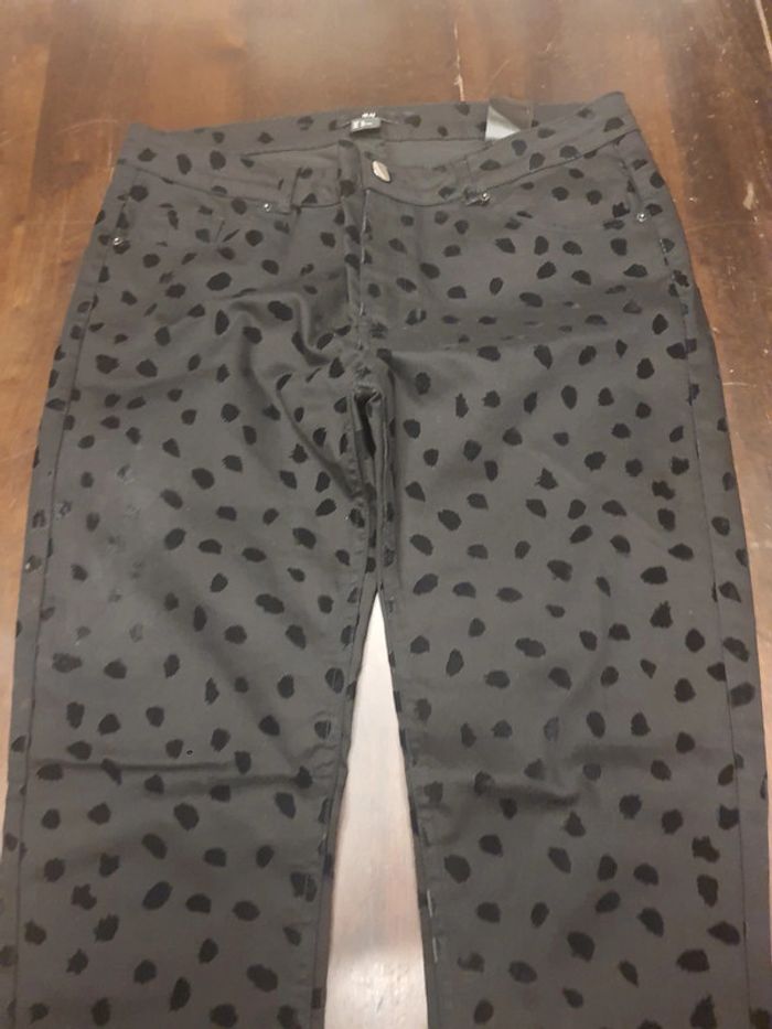 Pantalon noir coupe jeans H&M eur 40 - photo numéro 3