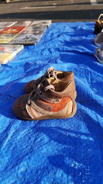 Chaussures tricolore 18