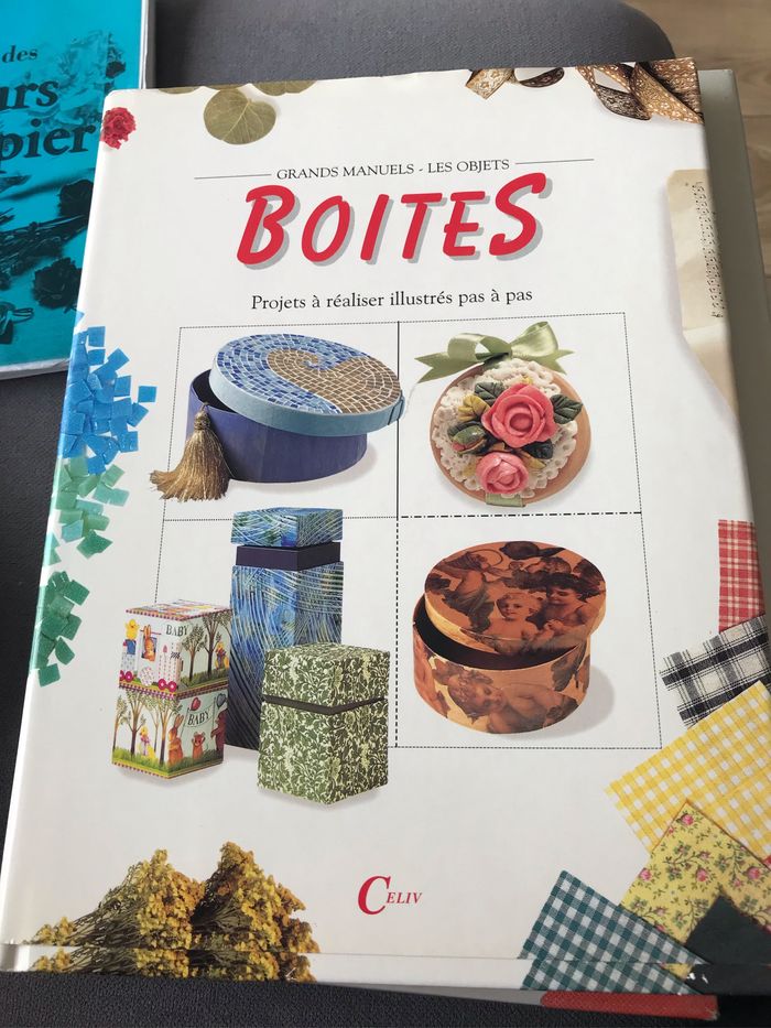Grands manuels boites projet à réaliser pas a pas