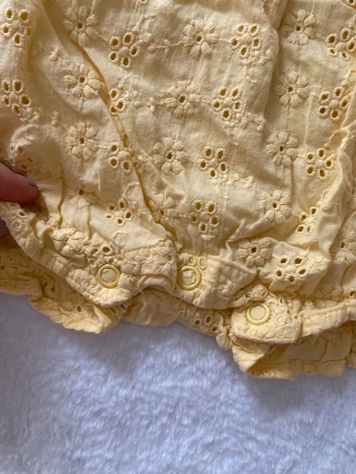 Combinaison short 6 mois - photo numéro 2