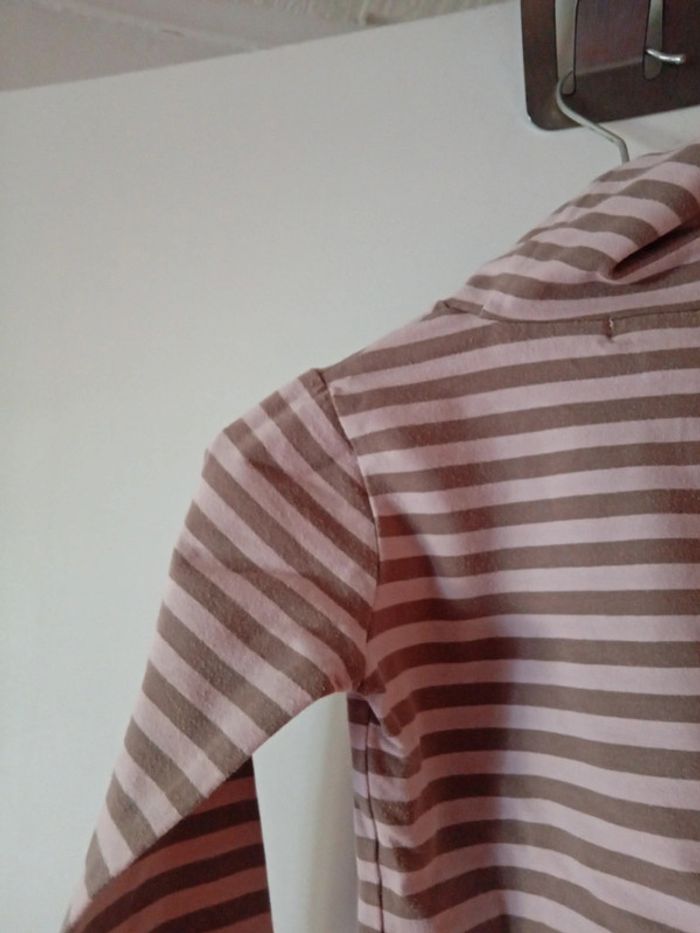 Joli sous pull rayé 4 ans - photo numéro 10
