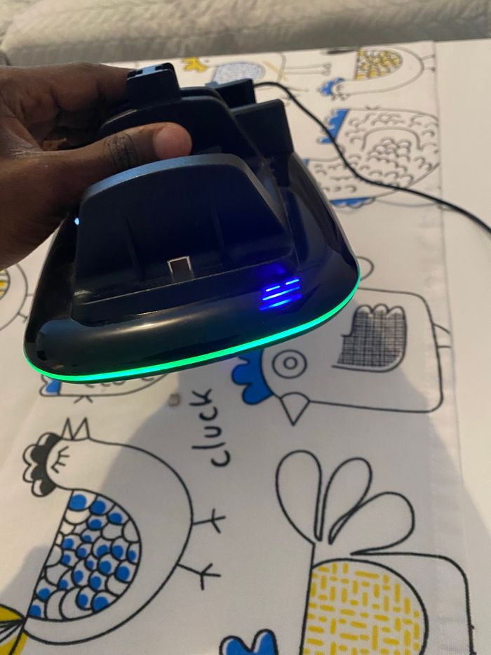 Support gaming et charger - photo numéro 6