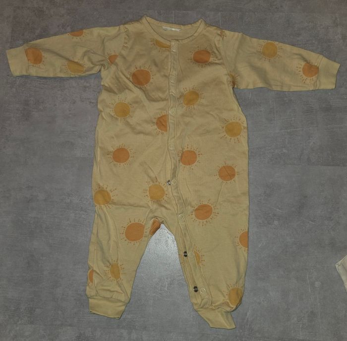 Lot de 2 pyjama mixte h&m 6mois - photo numéro 3