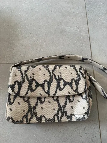 Sac porté épaule beige, très bon état, 27x17cm