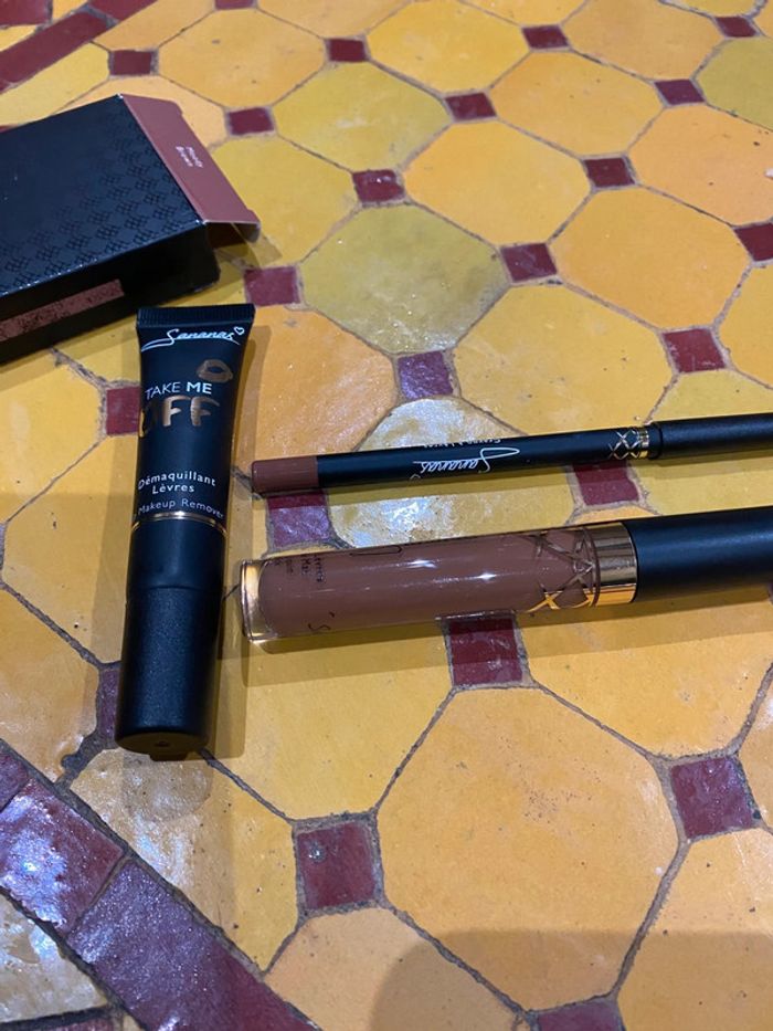 Rouge à lèvres sans transfert - photo numéro 4