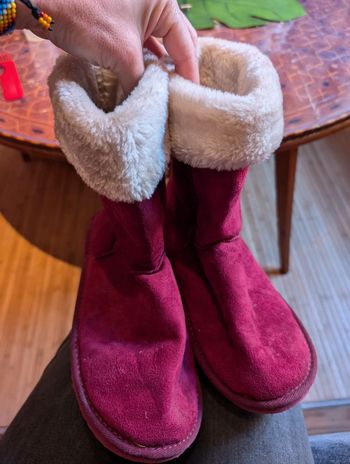 Bottes 40 a 40,5 rouge hiver super confortables