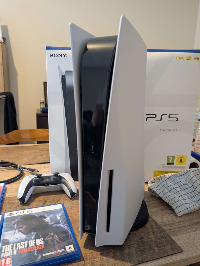 Playstation 5 - photo numéro 2