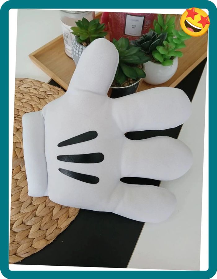 Péluche la main de Mickey Disney🌿🎁 - photo numéro 5