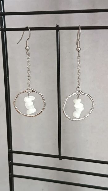 Jolies boucles pendantes