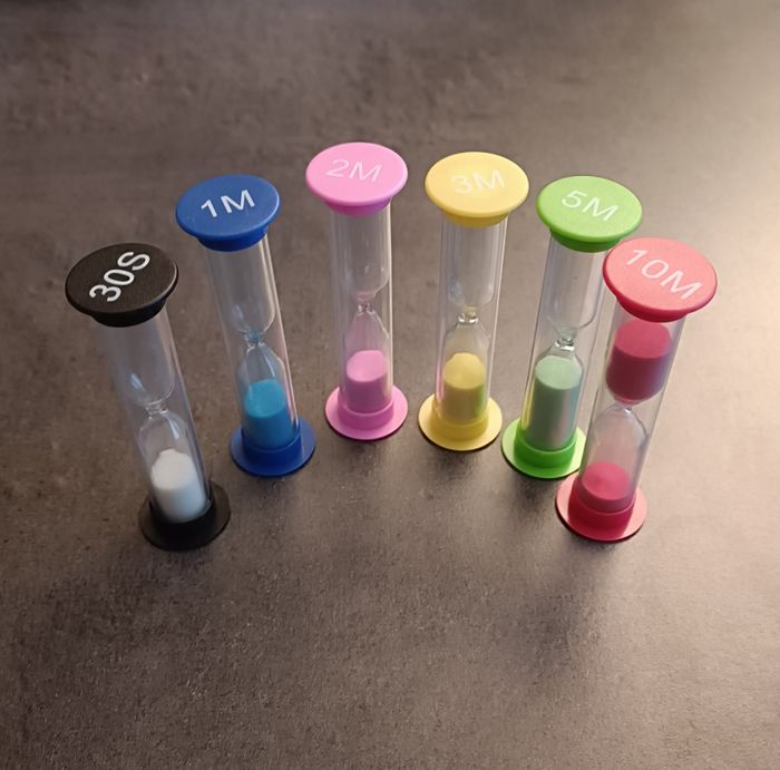 Lot de sabliers colorés – Gestion du temps