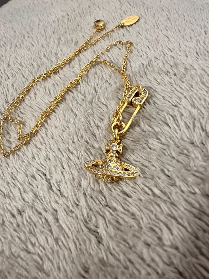 Collier or vivienne Westwood - photo numéro 2