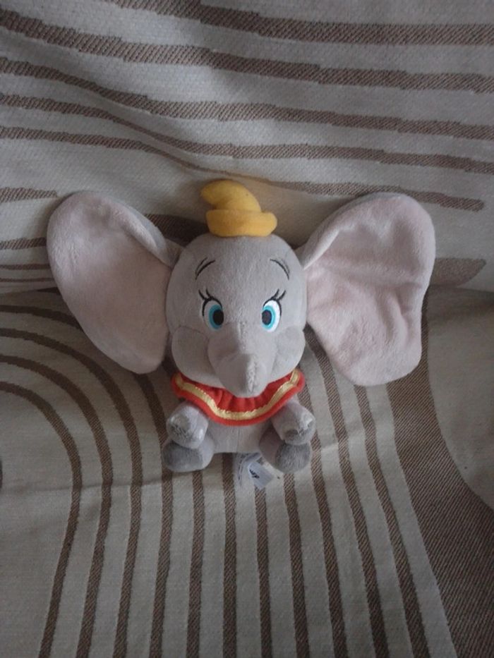 Peluche dumbo