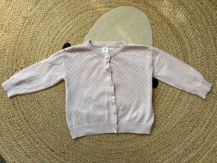 Gilet ajouré rose coton H&M 12 / 18 mois équivalent 24 mois 2 ans - photo numéro 2