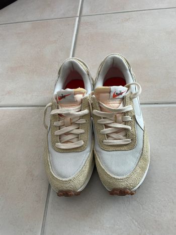 Chaussures basket Femme WMNS NIke Waffle Début Vntg Beige 37,5