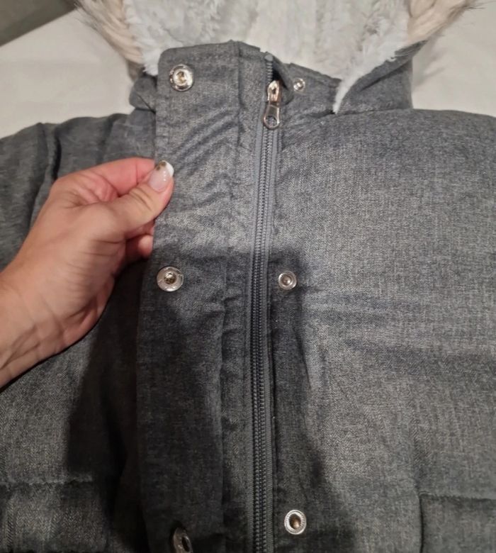 Beau manteau gris chaud Taille 6 ans - photo numéro 3