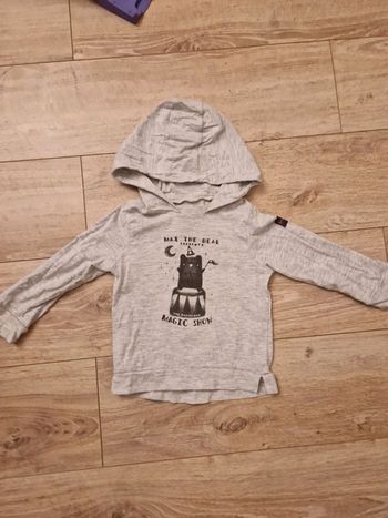 T-shirt manches longues à capuches, 24M