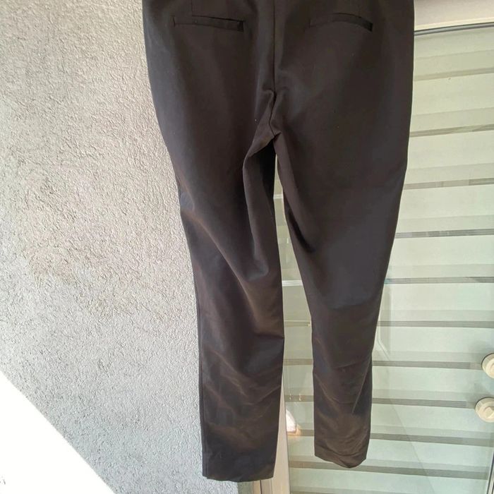 Très joli pantalon noir satiné Morgan taille 40 - photo numéro 4