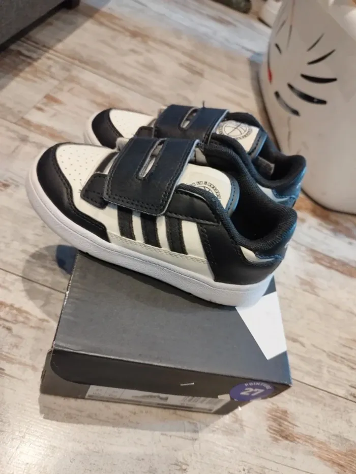 Basket adidas - photo numéro 4