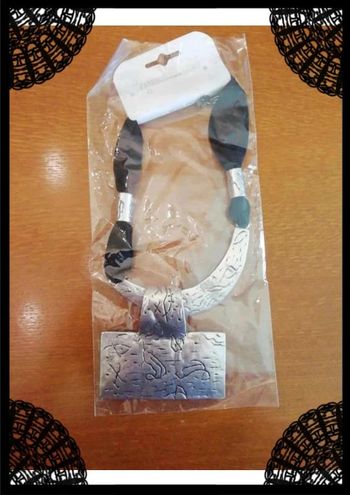 Collier  couleur argent baroque