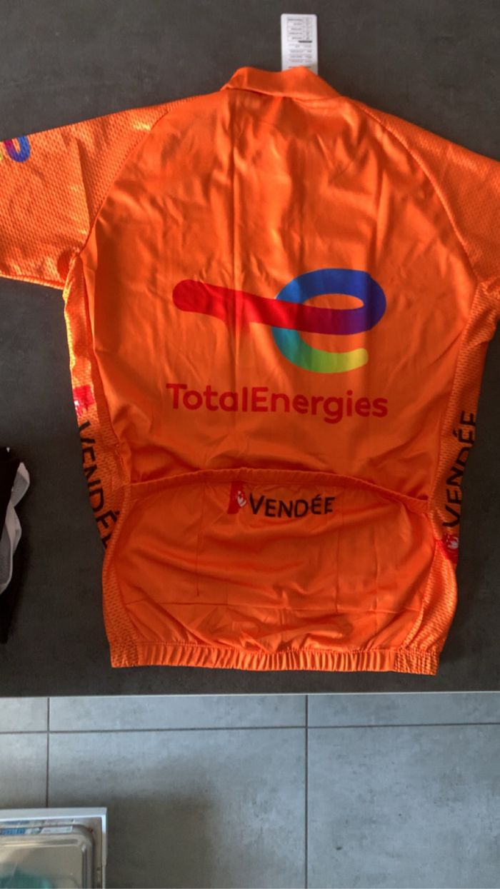 Tenue cyclisme direct énergie - photo numéro 2