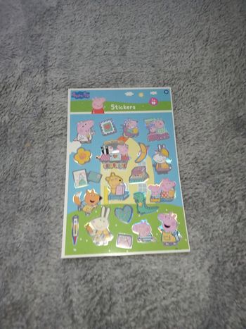 Cahier de stickers Peppa pig