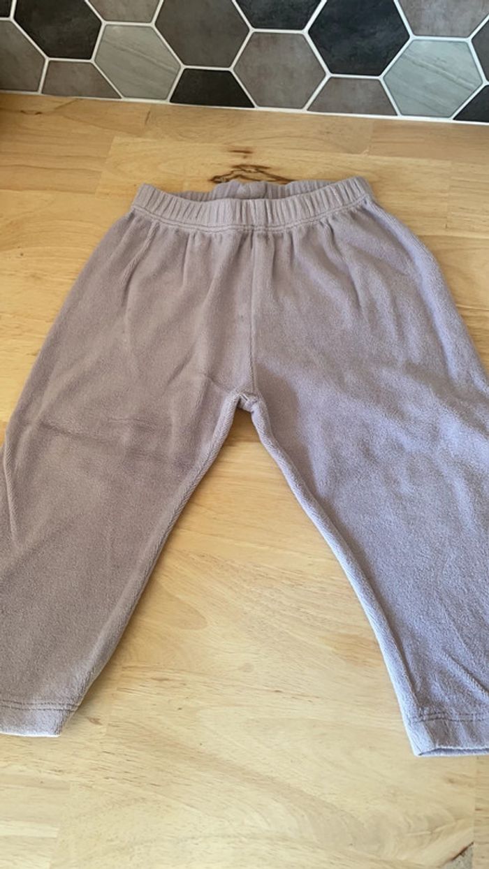 Ensemble détente/pyjama 2 pièces 12 mois - photo numéro 7